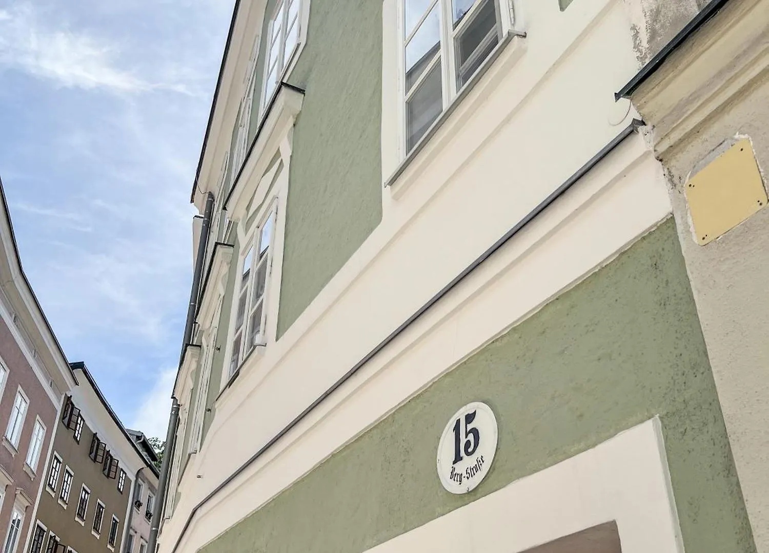 Apartments Salzburg - Bergstrasse Lägenhetshotell